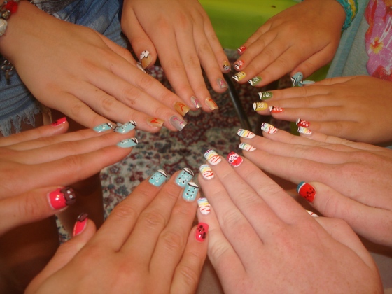 Circle of nails! 4 of the girls show off their new talons!